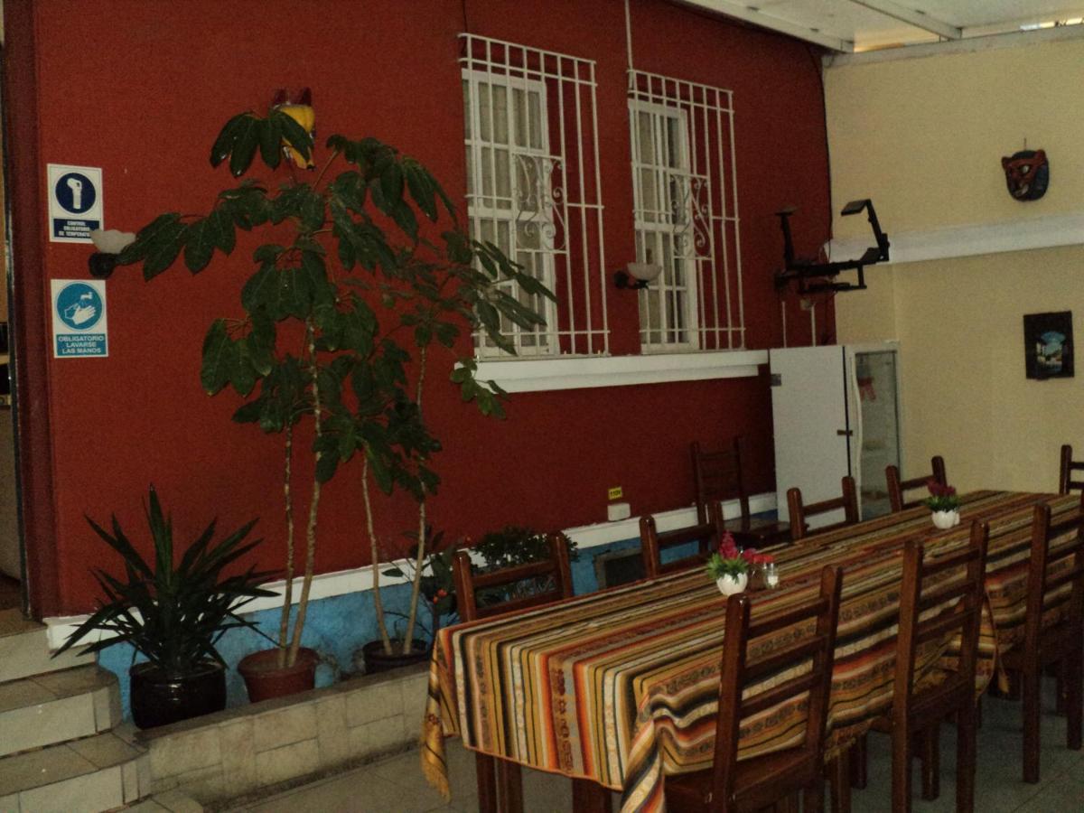 Hostal Bolivar Inn Quito Buitenkant foto