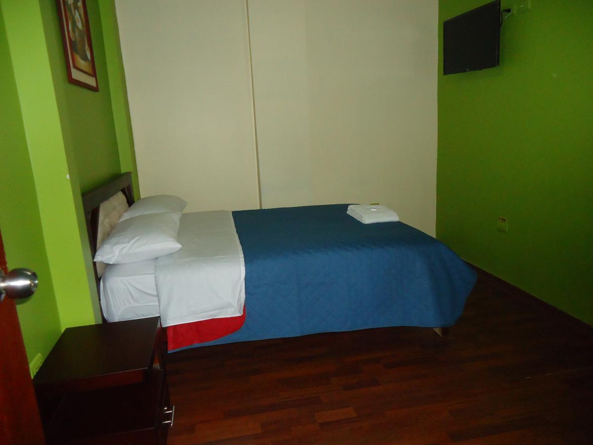 Hostal Bolivar Inn Quito Buitenkant foto